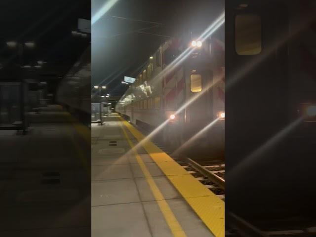 Caltrain Local at S. San Francisco Station with Cabcar 4016, F40PH-2 CAT 913 | Caltrain | 1-6-23