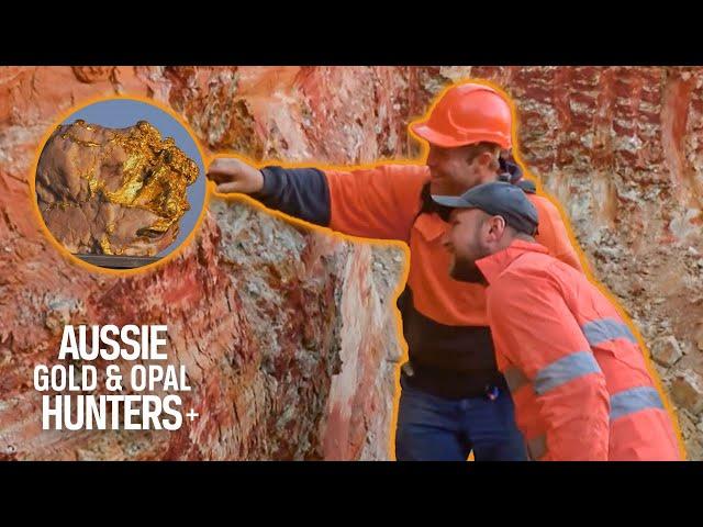 Top 5 BIGGEST Gold Nuggets In Aussie Gold Hunters' History!