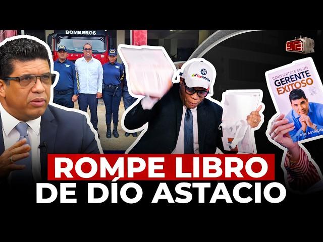 TOLENTINO ROMPE LIBRO DE DÍO ASTACIO EN CABINA TRAS DESTAPAR MAFIA DE SUS POLICÍAS