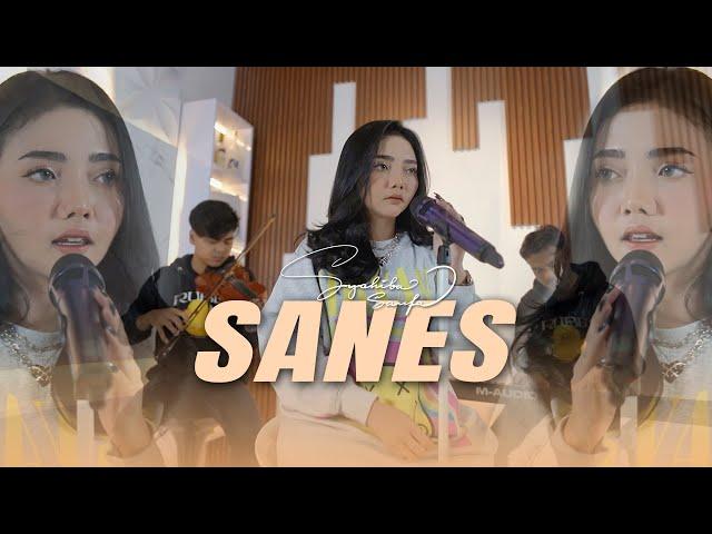 Syahiba Saufa - Sanes (Official Music Video)