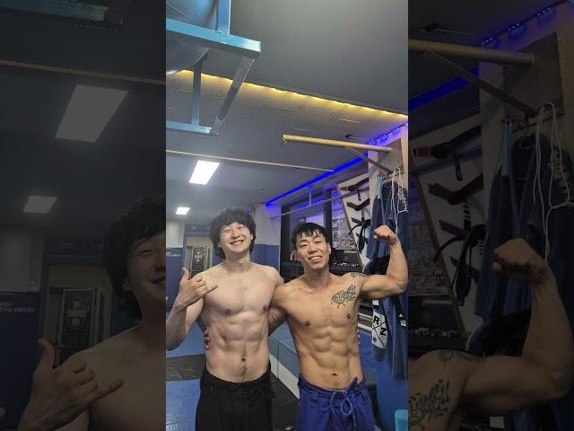 13년도 체육관 오픈할때 찾아온 범수 11년만에 찍은 사진~11년동안 계속 주짓수로 이어져온범수야~고마워#jiujiusu #릴스챌린지 #과거회상