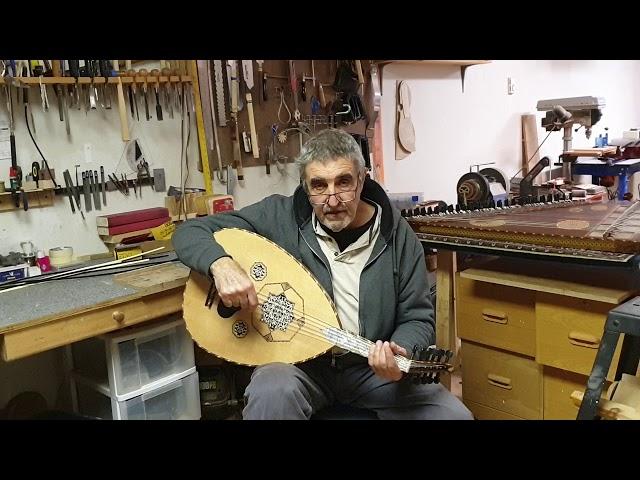 Najib Shaheen playing "Najma" oud with commentary