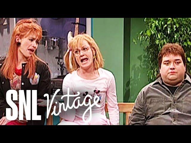 Kaitlyn Gets Her Ears Pierced - SNL