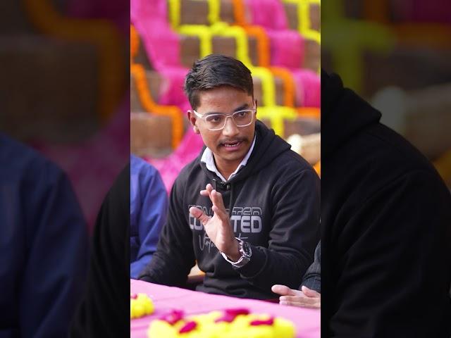 #founders need to be #courageous | Himanshu Singh from Sahind Technologies on Startup  Table with AJ