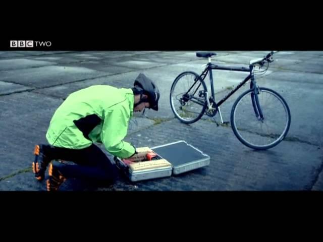 Cyclists: Red and Green - Learn the bloody difference!!