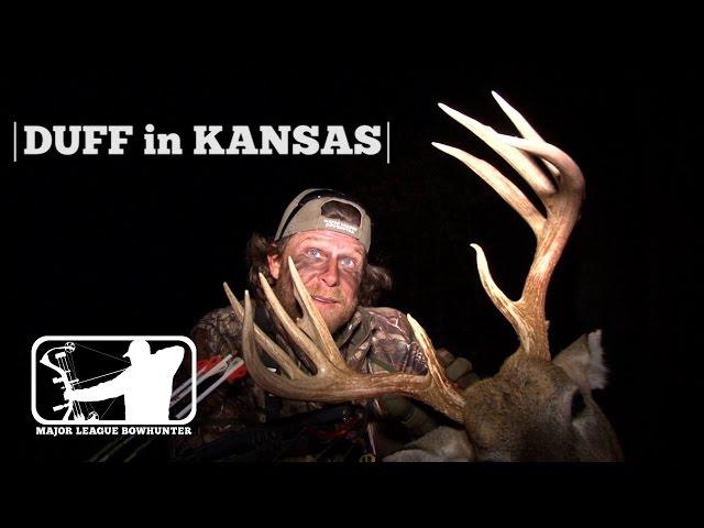 Bowhunting the Rut - Giant Kansas Buck | Major League Bowhunter