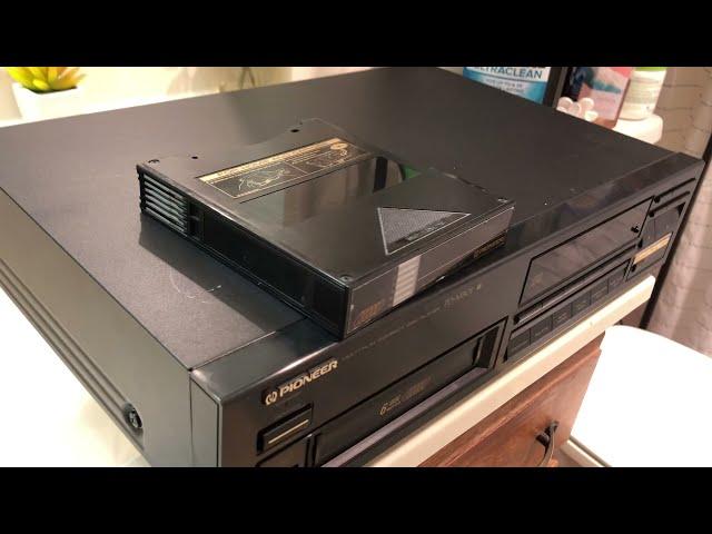 Pioneer Multi-Play Compact Disc Player PD-M501 & 1 Disc Magazine