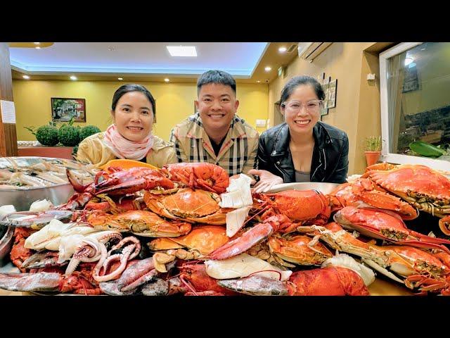 ULTIMATE SEAFOOD IN CZECH REPUBLIC - Lobsters and giant crabs, incredibly delicious! | SAPA TV