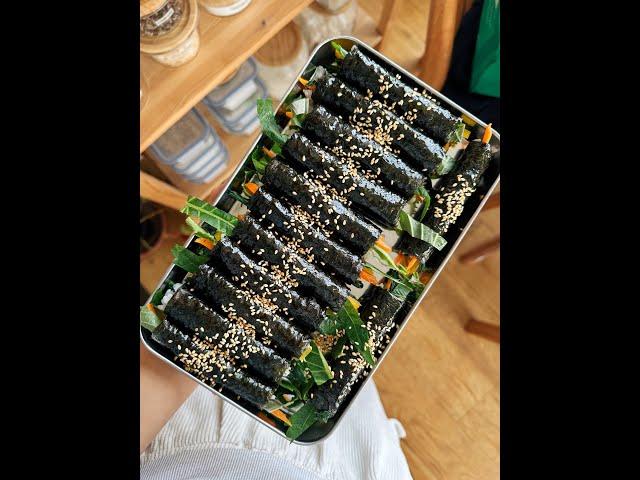 MAYAK KIMBAP (Korean Seaweed Rice Rolls) 