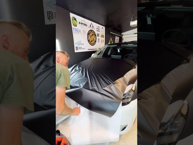 It doesn’t always work perfectly  #tesla #teslawrap #vinylwrap