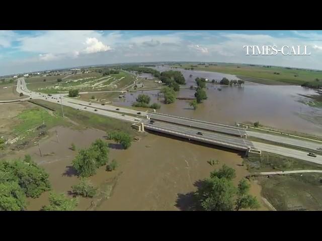 Video: Aerial footage of St. Vrain flooding near Ken Pratt Blvd. and North 119th Street #Longmontflo