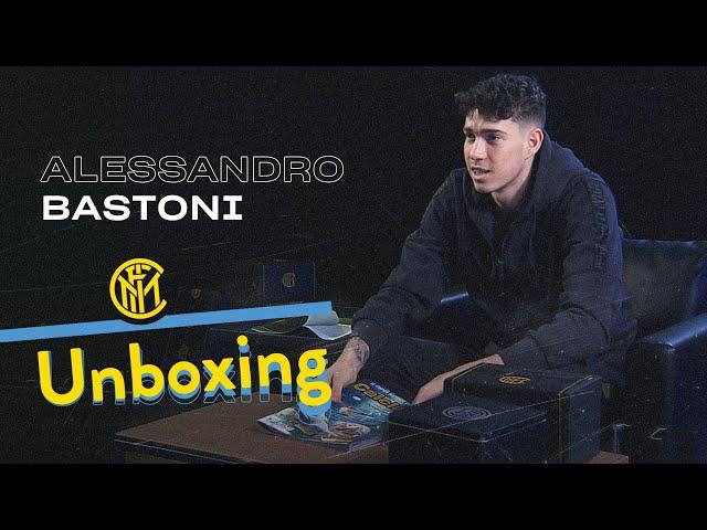 INTER UNBOXING with ALESSANDRO BASTONI | N° 95, eSports, basketball, family and friends! [SUB ENG]