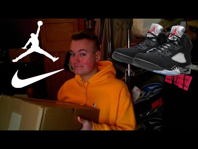 Unboxing | The 2016 Air Jordan 5 Retro OG "Metallic Black" Colourway!