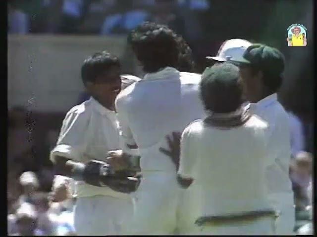 What a spell! The great Imran Khan so close to a hat trick vs Australia 1st Test MCG January 1990