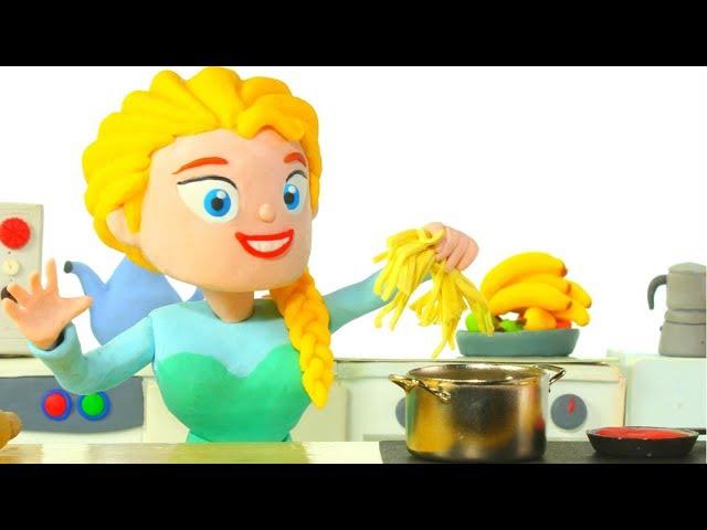 PRINCESS COOKS PASTA  Superhero Babies Play Doh Cartoons For Kids