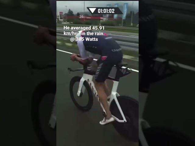 The FASTEST ever Ironman bike split #ironman #shorts #triathlon #highlights #tribattle