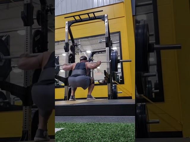 #weightsandredemption #weightlifting #quads #hamstrings #legday #legdayworkout#squats #gymmotivation