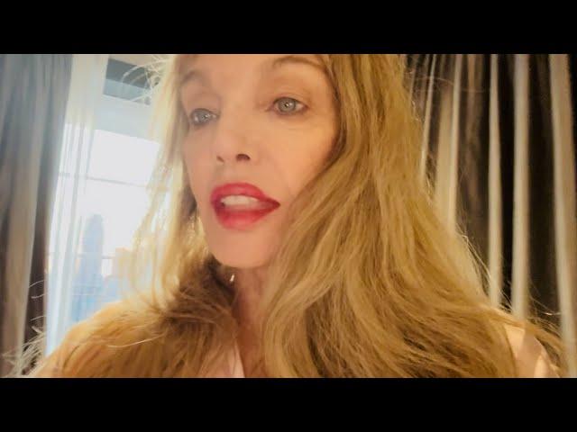 Arielle Dombasle - New York City, 5 o'clock in the morning...