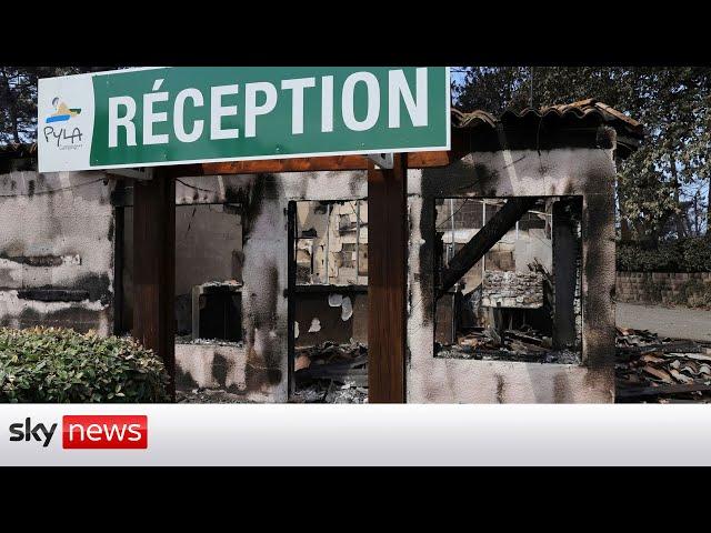 France: Wildfires turn tourist site into 'hell'