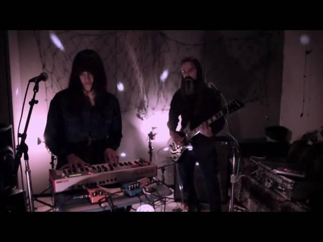 Moon Duo - Stumbling 22nd St. (Live on KEXP)