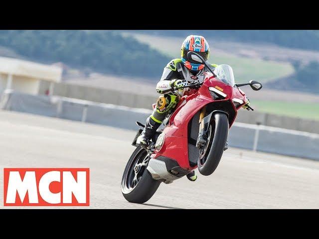 Panigale V4 S v Closest Rivals | Group Test | Motorcyclenews.com