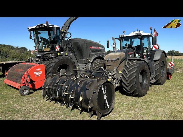 Grasernte Gras häckseln Feldhäcksler Fendt Katana & Traktor Black Lohnunternehmen M&H Landwirtschaft