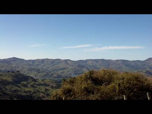 New Zealand - Akaroa - Driving into the valley