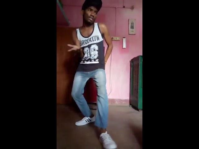 Abhi kuch dino se .. Dancing without practice