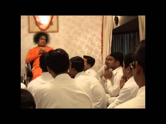 SATHYA SAI BABA GETS EMOTIONAL WITH HIS STUDENTS