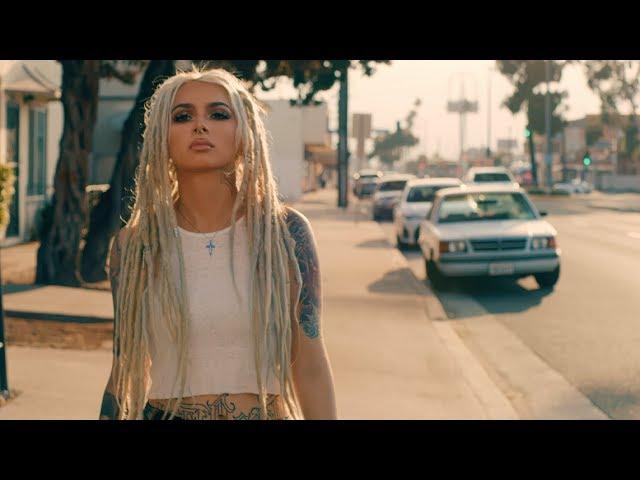 Zhavia - 17 (Official Video)