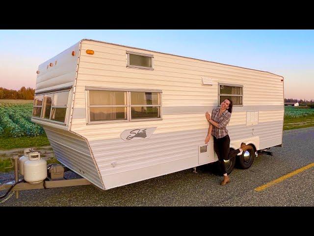 Vintage Travel Trailer Tiny House Tour: A Girl's Dream Home on Wheels