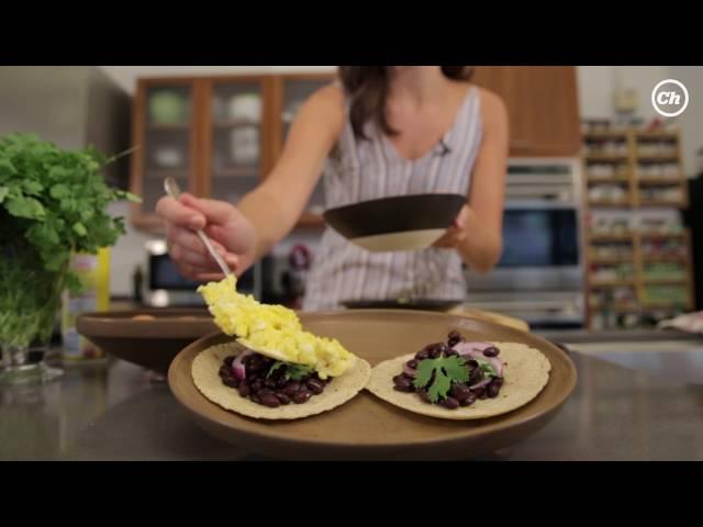 Chowhound Tips: Easy Microwaveable Eggs