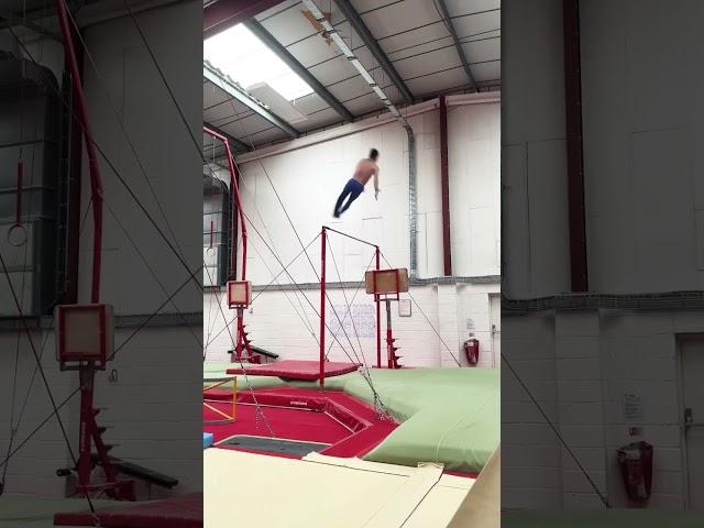 Epic fail, Cassina (by James Hall) #artisticgymnastics #mag #sport