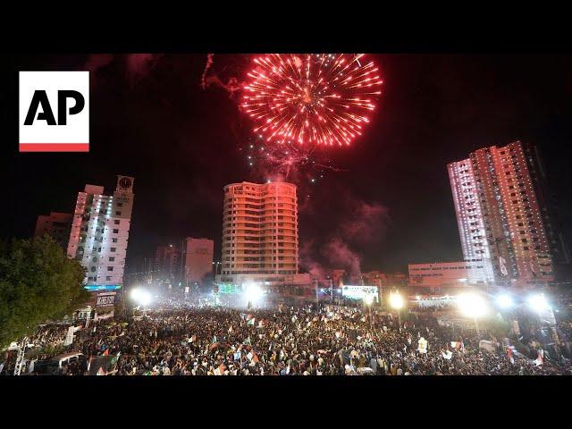 Thousands celebrate Pakistan's Independence Day in Karachi