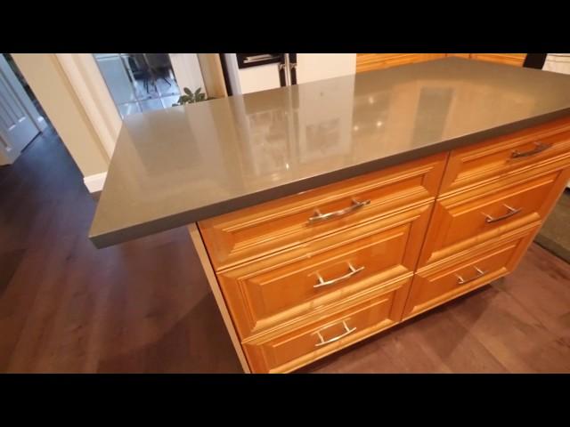 Vancouver kitchen renovation - Maple raised panel & Quartz