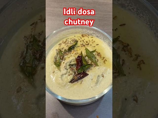 Idli dosa chutney | street style chutney #youtubeshorts #idlichutney #idlychutney #dosachutneyrecipe