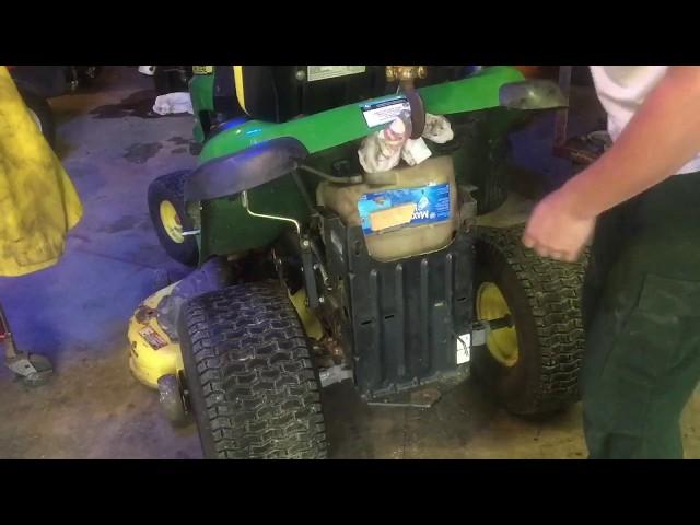 Remove and Install gas tank John Deere 100 series - fast fuel tank replacement LA145