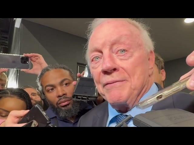 Watch Cowboys Jerry Jones super frustrated after loss to the Eagles