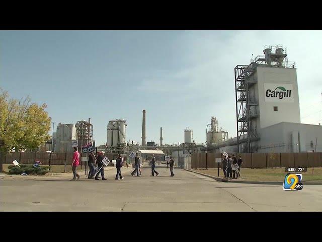 Union strike continues at Cedar Rapids Cargill