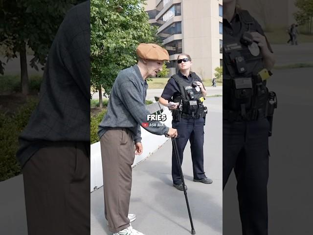 Trolling Police dressed as old menvia:@AshAlkk