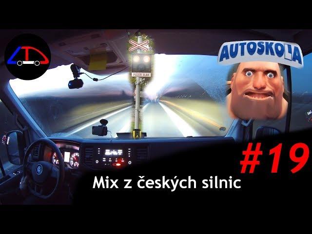 Mix z českých silnic - 19 | Autoškola neumí učit, závorama na červenou a hladové BMW