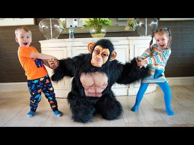 FUNNY MONKEY visited Gaby and Alex (Video for Kids)