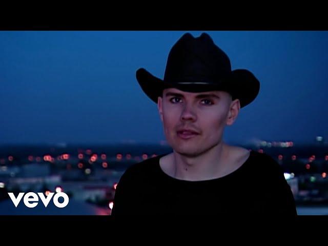 The Smashing Pumpkins - Perfect (Official Music Video)