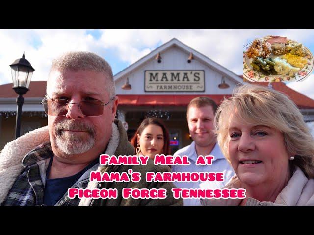 A Family Meal At Mama’s Farmhouse In Pigeon Forge Tennessee!