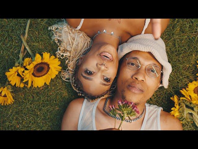 Sino Msolo - Uzungandishiyi ft Kelvin Momo (Official Music Video) | Amapiano