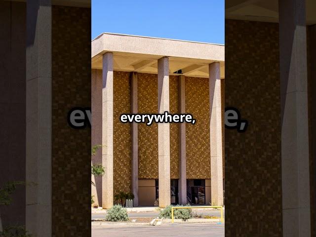 Exploring the Ghostly Halls of an Abandoned Mall