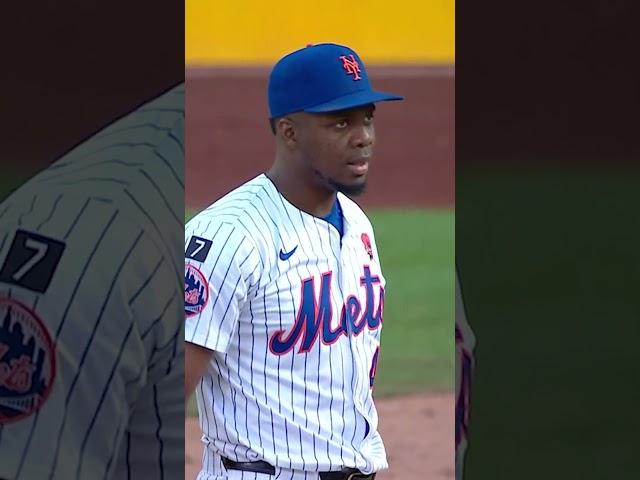 Brandon Nimmo with the spectacular catch!