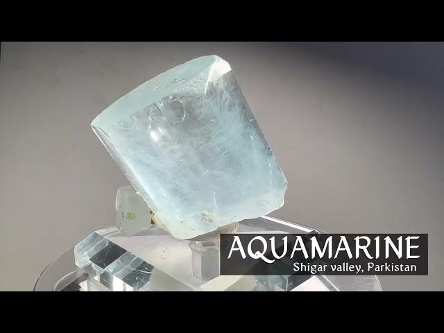 파키스탄의 천연 아쿠아마린 결정 391.5ct Aquamarine from Pakistan 루페우스