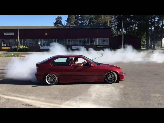 E36 Compact S50B32 burnout