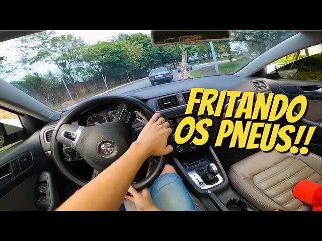 FRITANDO PNEU DO JETTA TSI STAGE 2 NA CHUVA! 